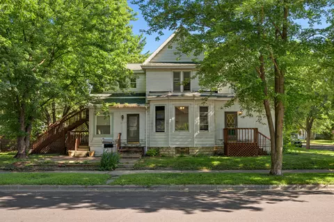 1128 6th, La Crosse, WI 54601