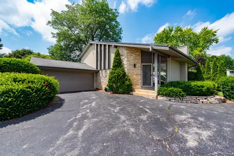 17020 Deer Park, Brookfield, WI 53005