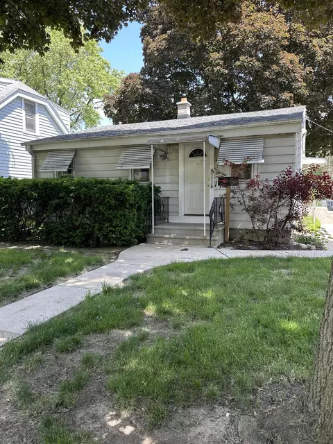 4910 N 53rd, Milwaukee, WI 53218