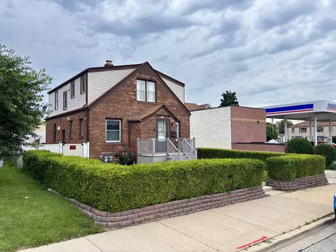 3523 S 13th #3523A, Milwaukee, WI 53221
