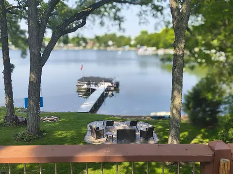 6414 238th, Paddock Lake, WI 53168