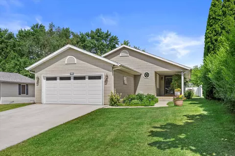 6211 236th, Paddock Lake, WI 53168