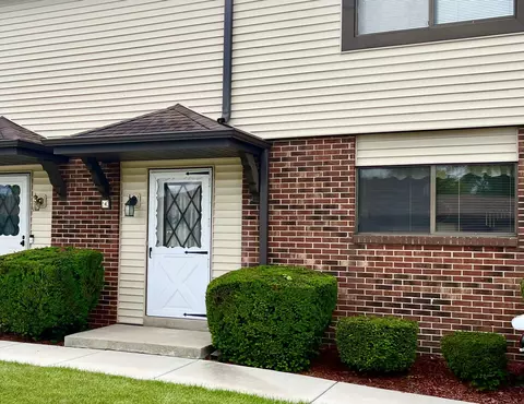 5803 Cambridge #4, Mount Pleasant, WI 53406