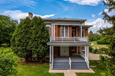 965 Racine, Delavan, WI 53115