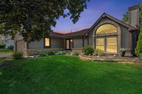 880 Elm, Oak Creek, WI 53154