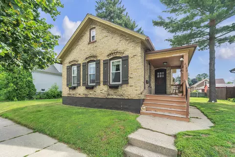 2029 N Wisconsin, Racine, WI 53402