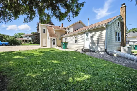 216 E Kilbourn #220, West Bend, WI 53095