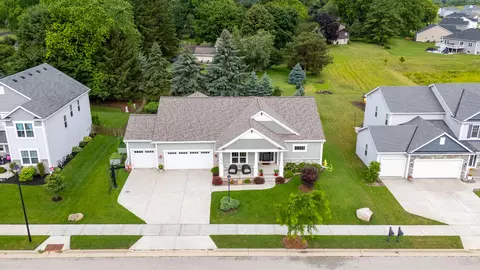 1078 Spruce, Oconomowoc, WI 53066