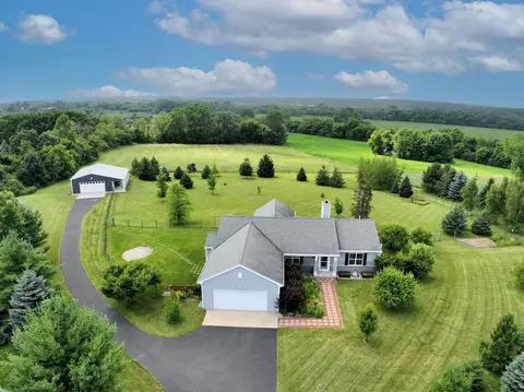 w726 Miller Road, Burlington, WI 53105