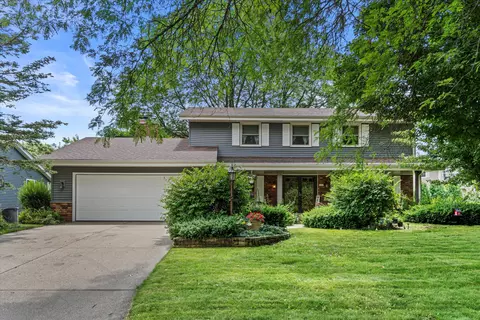 7027 Horizon, Greendale, WI 53129