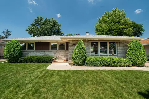 8104 W Burdick, Milwaukee, WI 53219