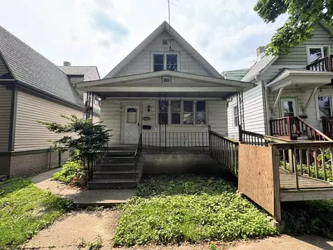 319 N 41st, Milwaukee, WI 53208