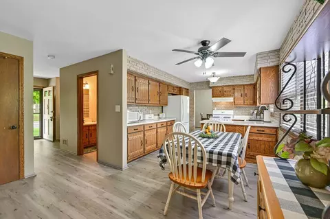 3948 S 72nd, Milwaukee, WI 53220