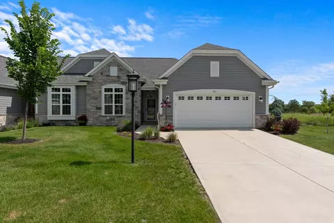 421 Prairie Song, Waukesha, WI 53188