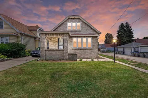 2612 S 20th, Milwaukee, WI 53215