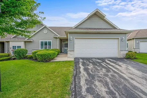 5375 S Butterfield, Greenfield, WI 53221