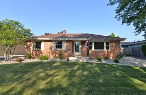 65 Virginia, Racine, WI 53405