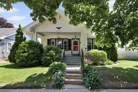 919 N 15th, Manitowoc, WI 54220