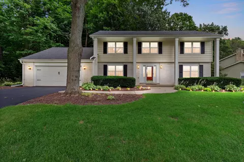 840 Tanglewood, Brookfield, WI 53005