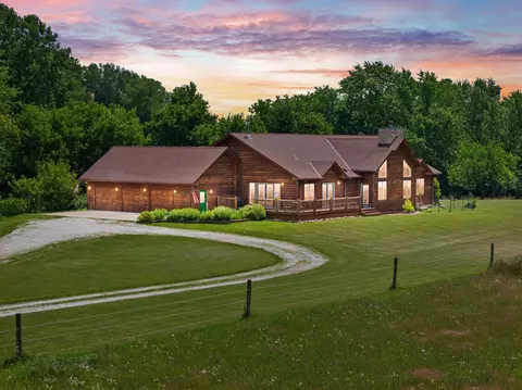s36w30613 Dendon, Genesee, WI 53189