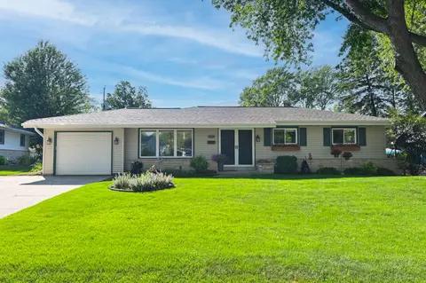 w173n9513 Joper, Menomonee Falls, WI 53051