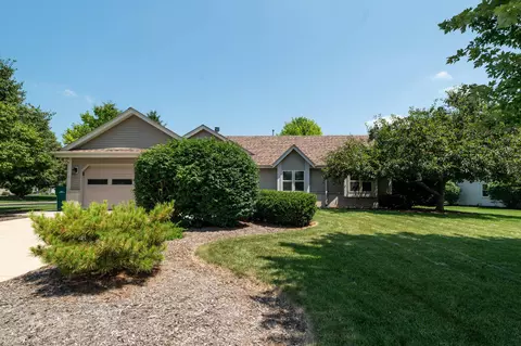 w142n10736 Wooded Hls, Germantown, WI 53022