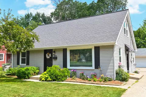 5448 N 13th, Milwaukee, WI 53209