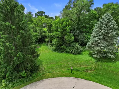5920 S Racine #LT 2, New Berlin, WI 53146