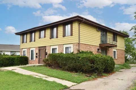 8545 W Greenbrook, Milwaukee, WI 53224