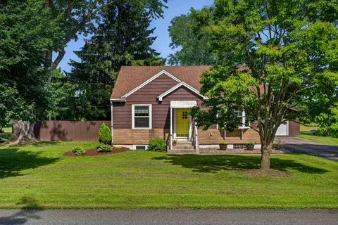 553 Court, Onalaska, WI 54650