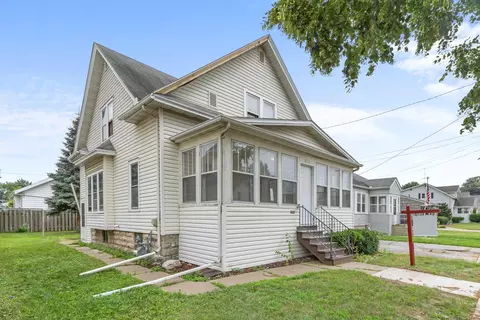 917 W 6th, Oshkosh, WI 54902