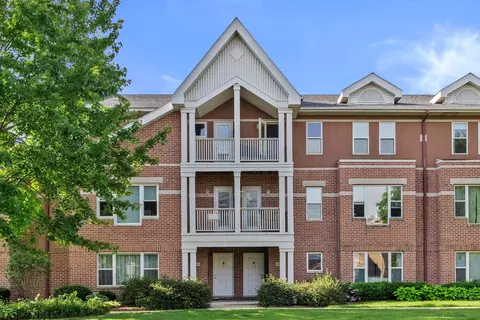 421 55th #B, Kenosha, WI 53140