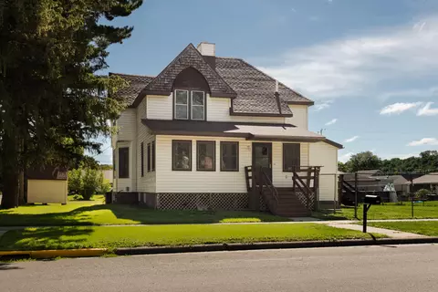 302 Ellsworth, Houston, MN 55943