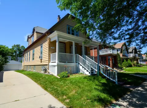4019 N Stowell #4021, Shorewood, WI 53211