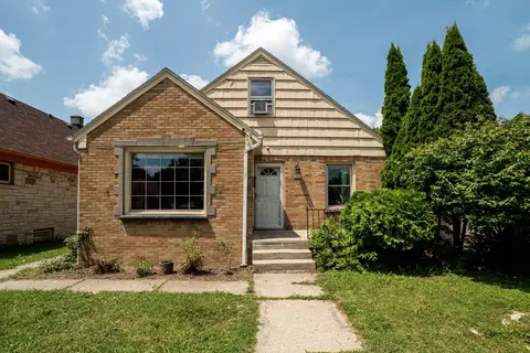 3201 N 58th, Milwaukee, WI 53216