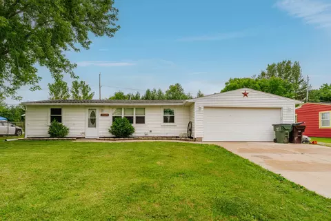 10427 Caddy, Caledonia, WI 53108