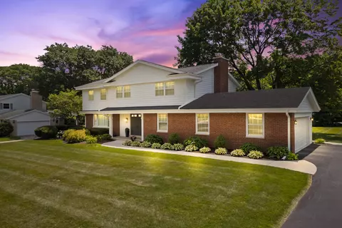 18275 Surrey, Brookfield, WI 53045