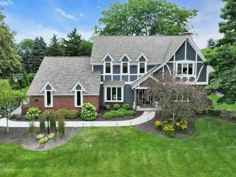 4287 Lake Mdw, Wind Point, WI 53402