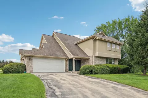 9177 W Elm #C, Franklin, WI 53132