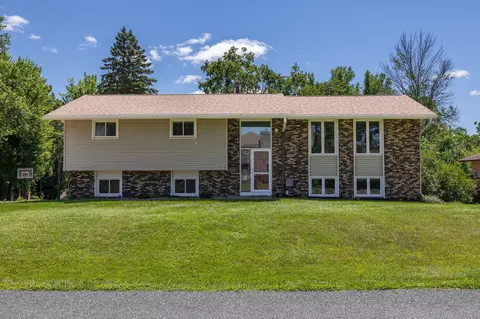 w5719 Heatherwood Place, Shelby, WI 54601