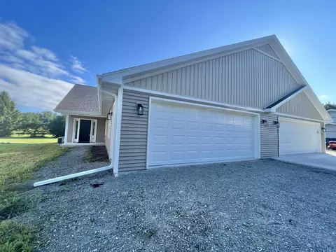 W274 Madison, Ixonia, WI 53036