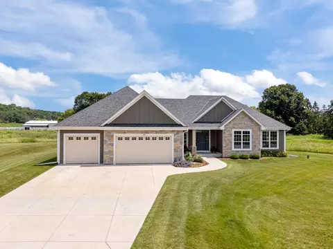 286 Nagel, Colgate, WI 53017