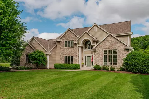289 Summit, Colgate, WI 53017