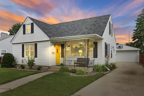 7531 33rd, Kenosha, WI 53142