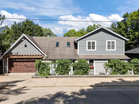 w332n6693 County Road C, Merton, WI 53058