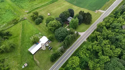 n1364 County Road Bb, Portland, WI 53579