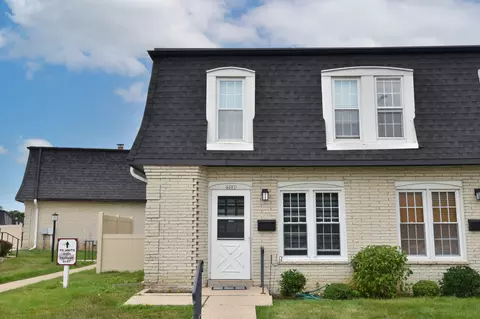 4001 W Cherrywood, Brown Deer, WI 53209