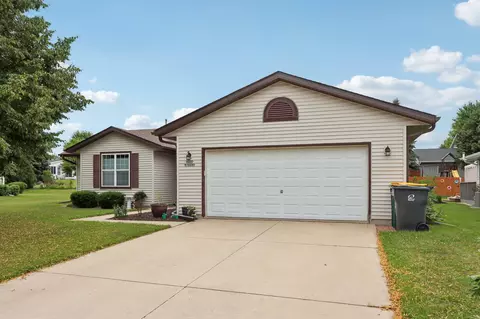 w200n16295 Pine, Jackson, WI 53037