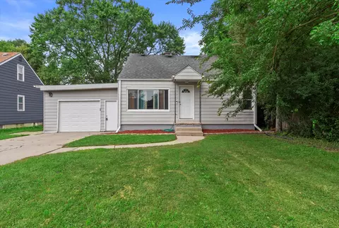 6259 N 106th, Milwaukee, WI 53225