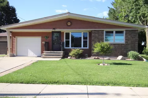 712 Lincoln, Menasha, WI 54952